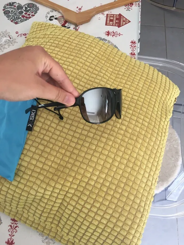 Lunette soleil de ski homme catégorie 3 Neuves - photo numéro 4