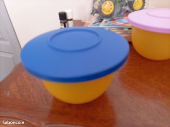 BOITE/BOL TUPPERWARE LOT DE 4
