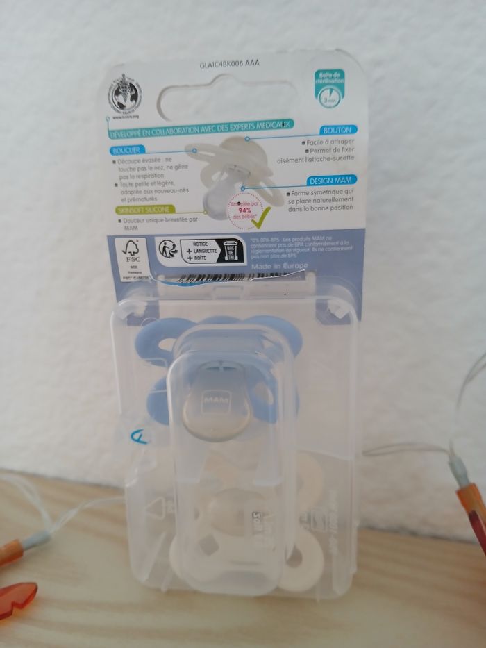 Lot de 2 sucettes spécial nouveau-nés (0-2 mois) - photo numéro 3