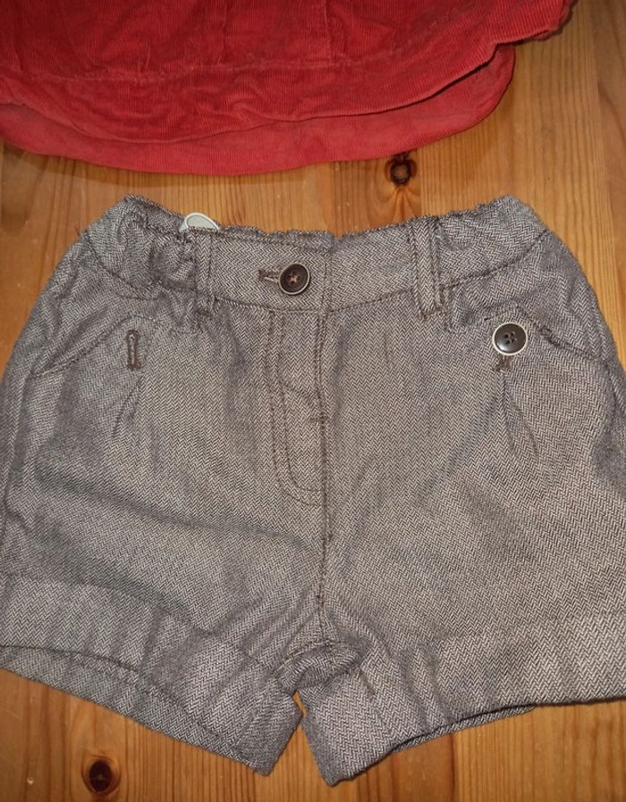 Jupe et short 4 ans - photo numéro 2