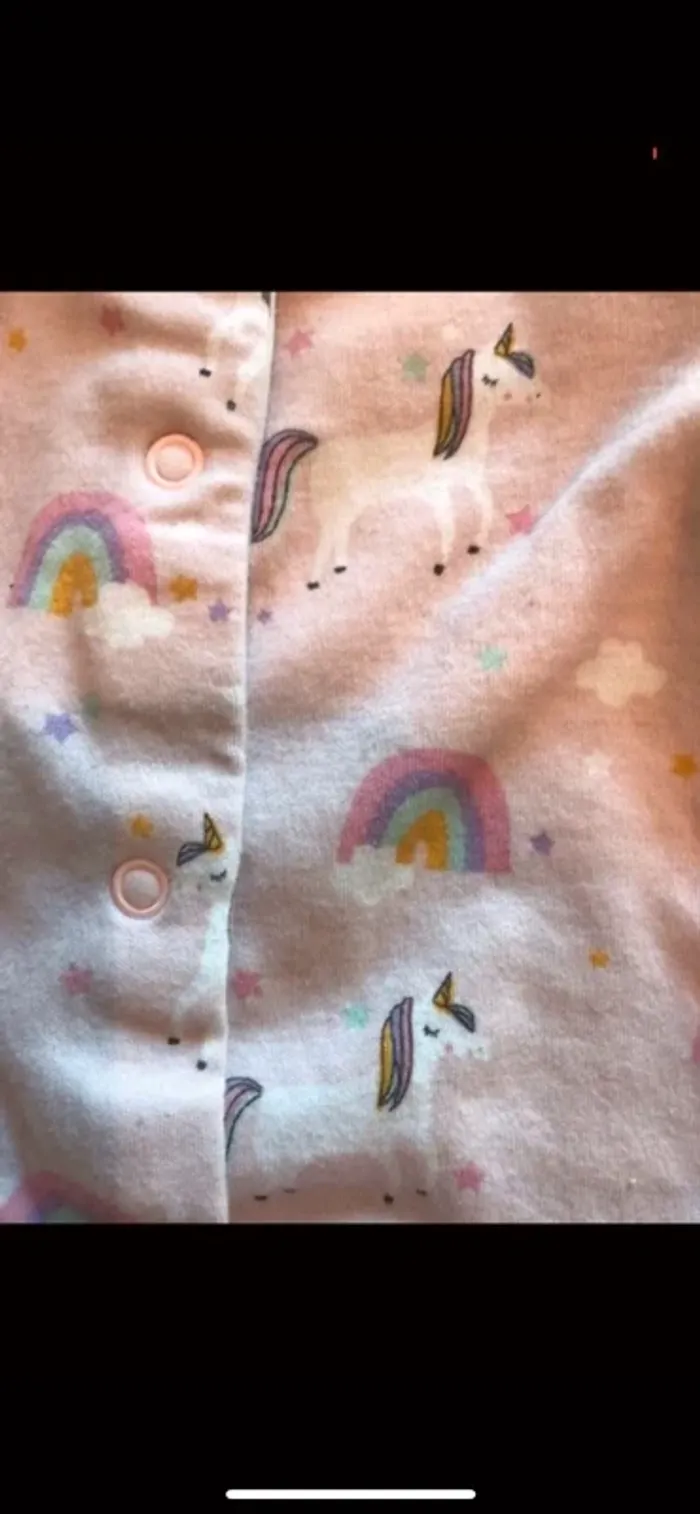 4 pyjamas taille naissance licorne 🦄 - photo numéro 9