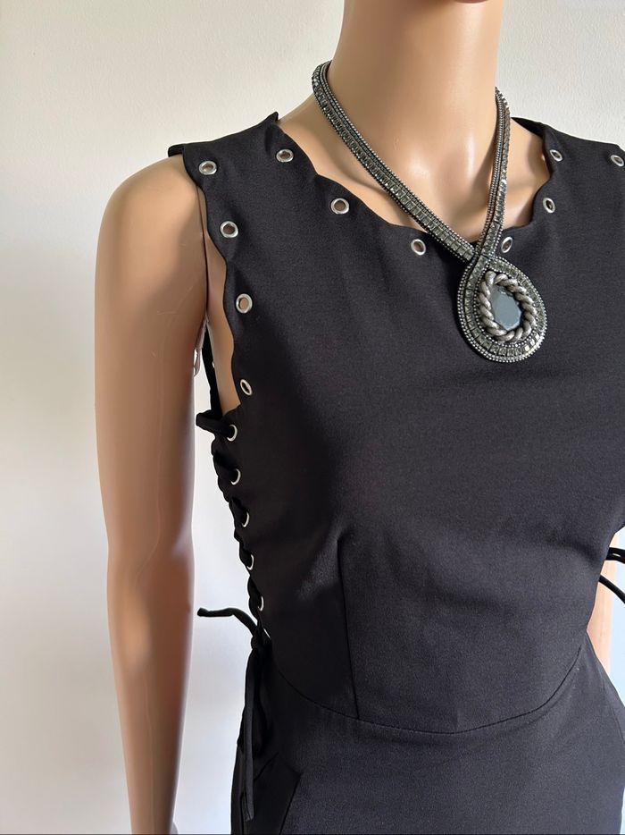Robe noire sans manches Morgan taille 36 bon état (avec défaut) - photo numéro 4