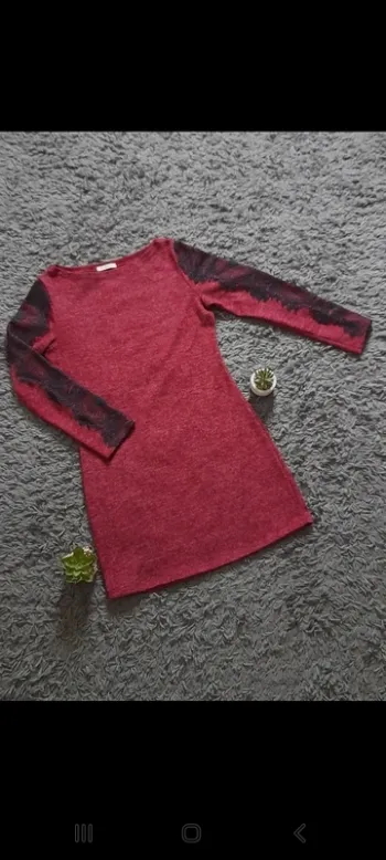 Robe pull avec manches dentelle