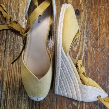 sandales taille 40 - NEUF