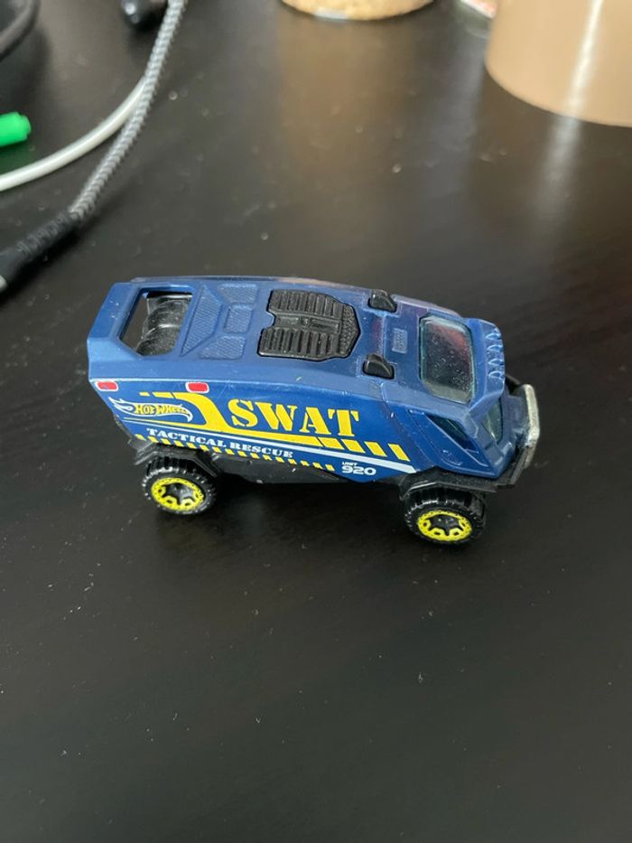 Aéro pod hot wheels - photo numéro 2