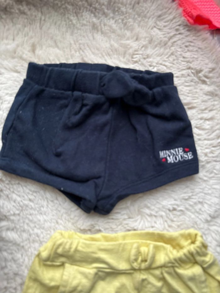 Lot 5 short 3 mois différentes marque Disney kiabi tape à l'œil - photo numéro 3