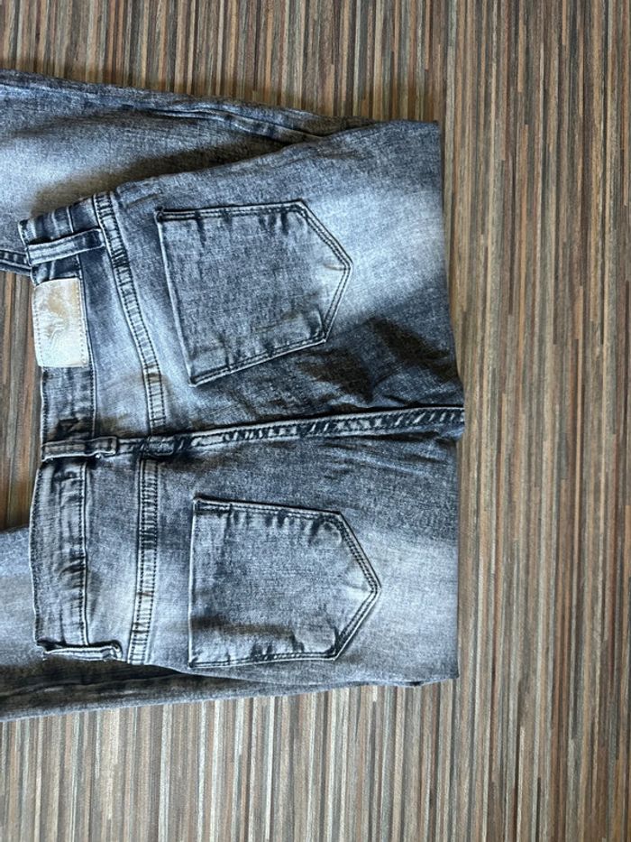 Jean 👖 - photo numéro 3
