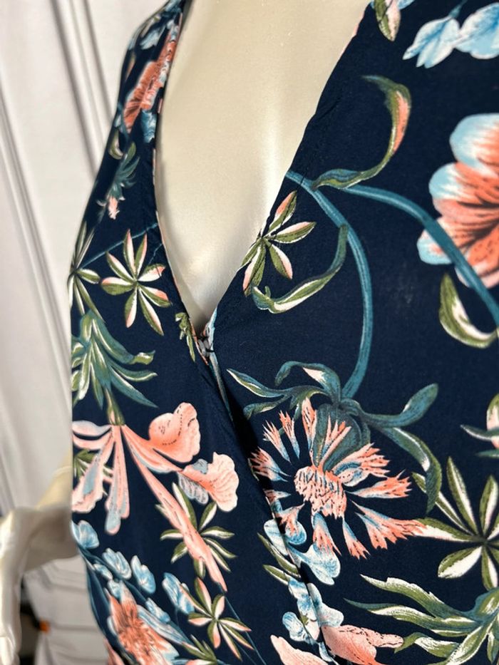 Combinaison à fleurs La petite Étoile T3 / L neuve - photo numéro 5