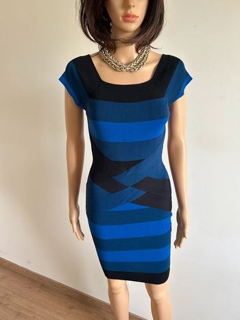 Robe bleue à manches courtes Morgan taille S jamais portée