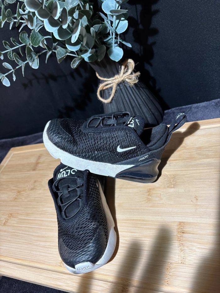Basket Nike air pointure 23,5 - photo numéro 2