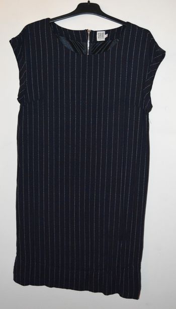 Robe droite bleu marine à fines rayures – Saint Tropez – Taille S