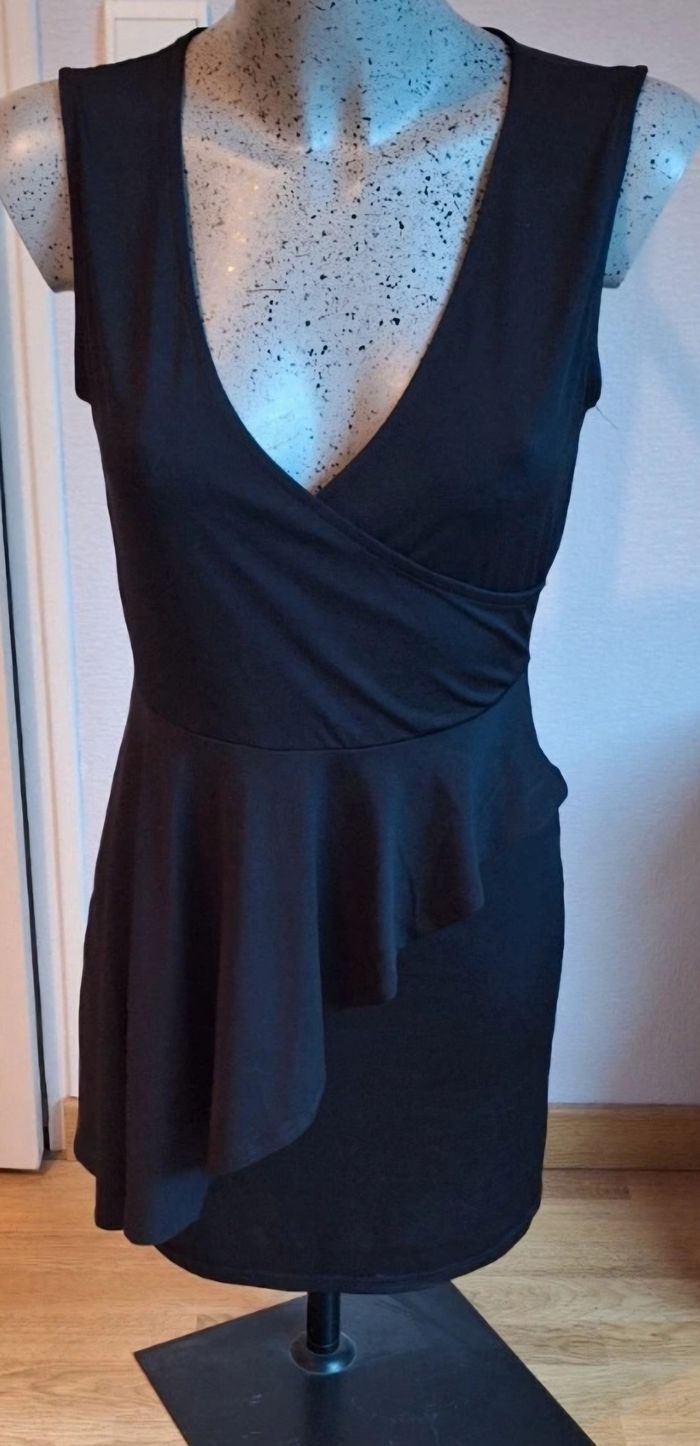 Robe soirée noire taille s - photo numéro 3