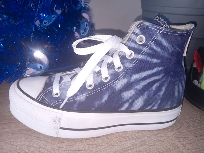 Converse femme Taille 36,5 tbe - photo numéro 4