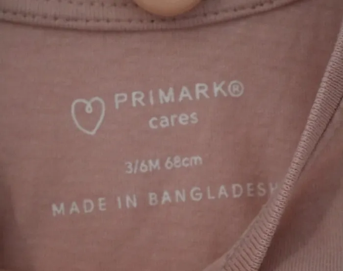 Ensemble haut Primark, pantalon Kiabi et gilet Catimini 6 mois - photo numéro 9