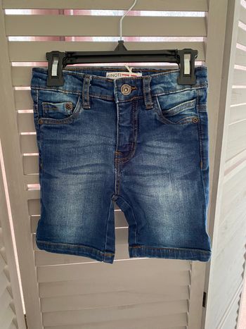Short en jeans 6/7 ans
