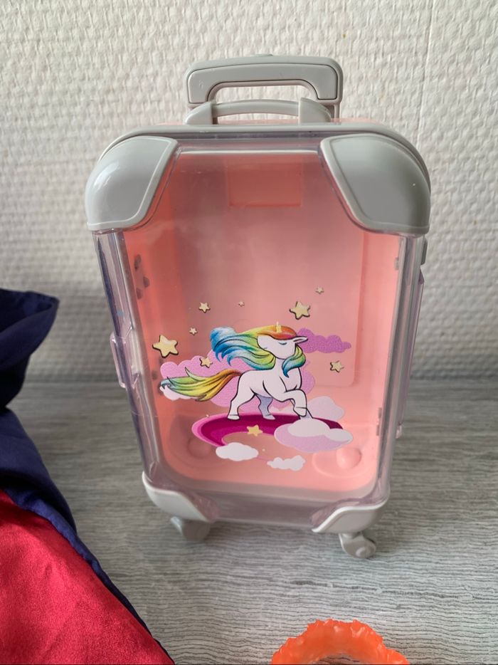 Lot d’accessoires Barbie et autres poupées - photo numéro 5