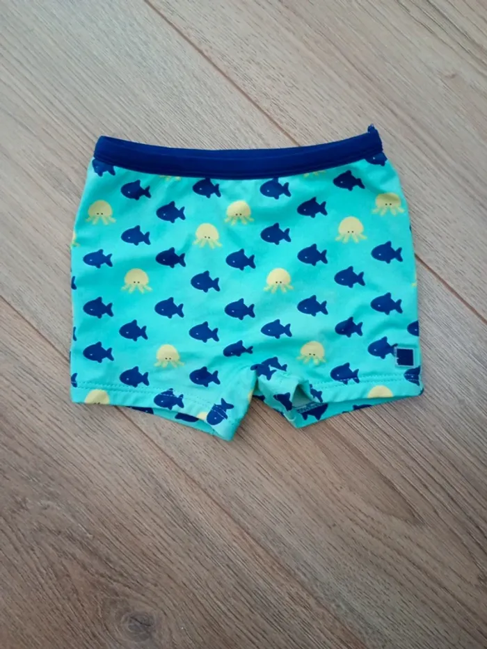 Short de bain 9 mois
