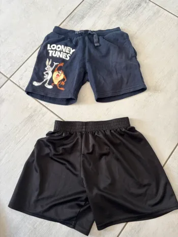 2 shorts 8 ans
