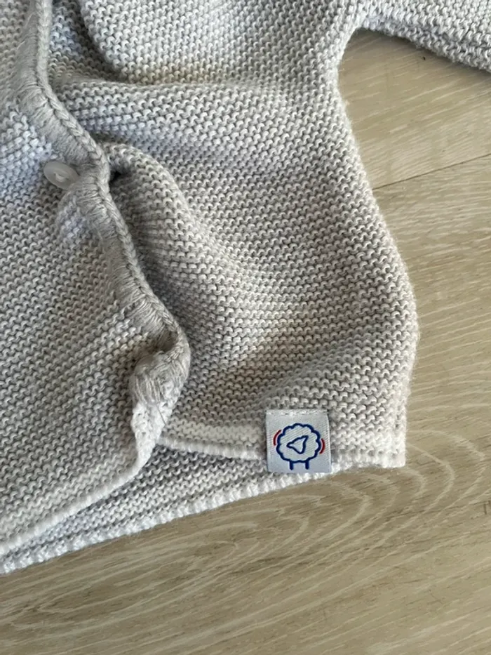 Gilet tricot naissance - photo numéro 2