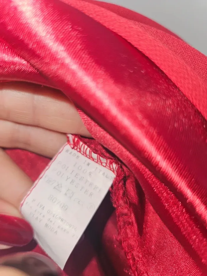 Robe rouge taille M/L - photo numéro 6
