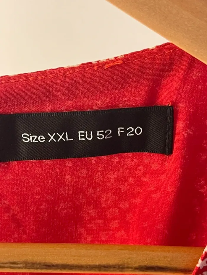 robe rouge - photo numéro 3