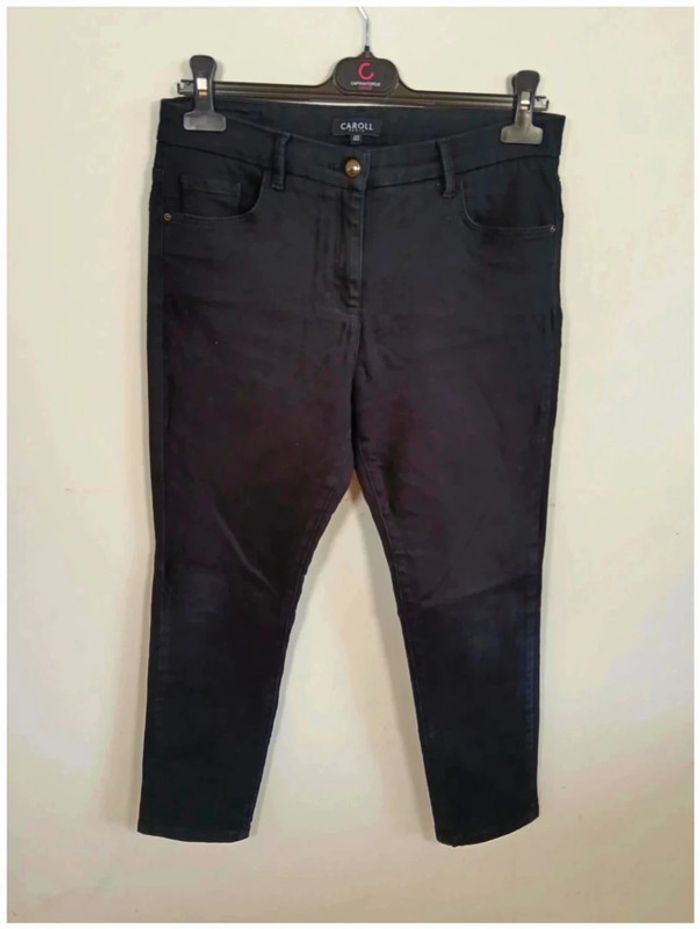 C24 pantalon noir Caroll 40