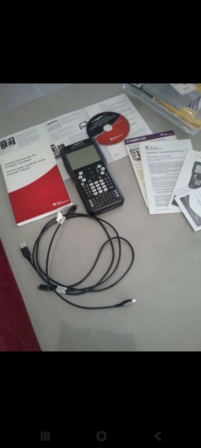 Calculatrice scientifique Texas instrument TI-Nspire CAS. - photo numéro 4