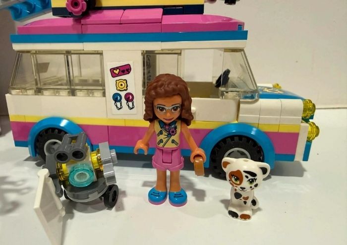 Lego Friends Le véhicule de mission d'Olivia 41333
- photo numéro 4