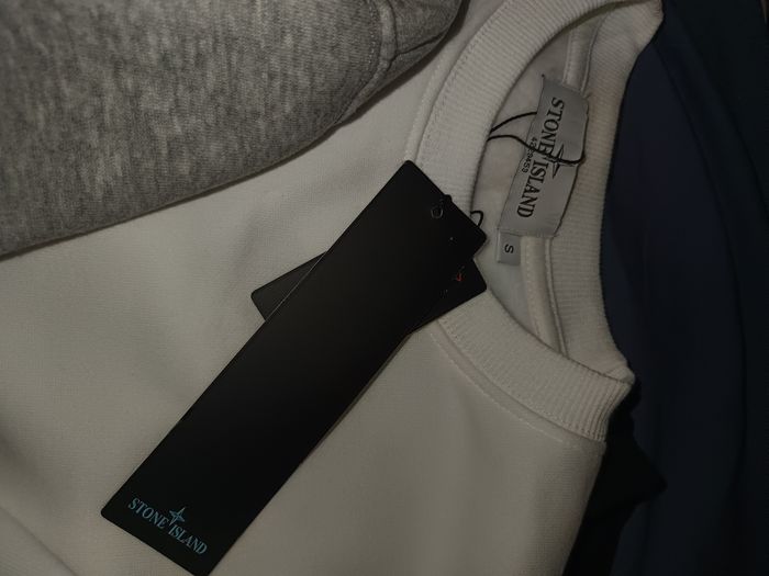 Pulls stone island taille S neufs - photo numéro 6