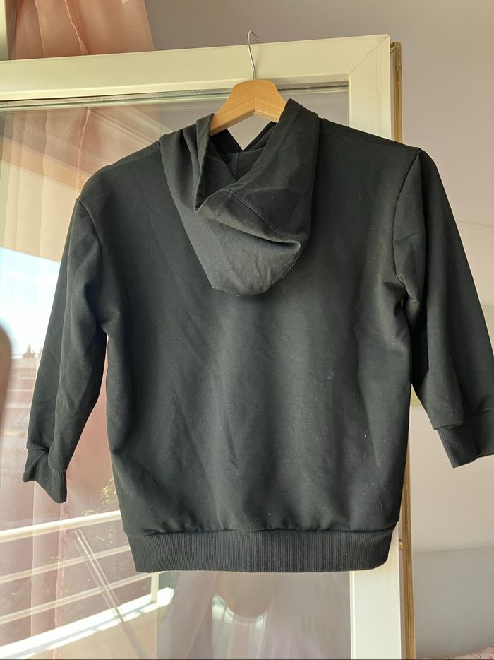 Sweat à capuche noir 140 cm - photo numéro 4