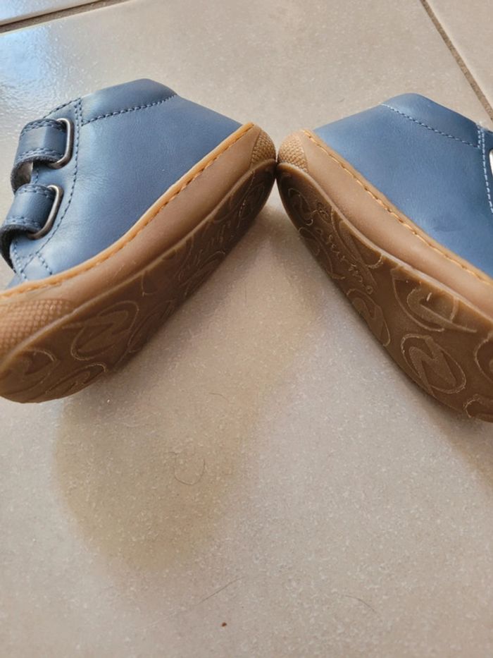 Chaussures "premiers pas" Naturino pointure 19 neuves - photo numéro 2