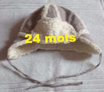 Bonnet  gris  intérieur  moumoute  Taille 24  mois