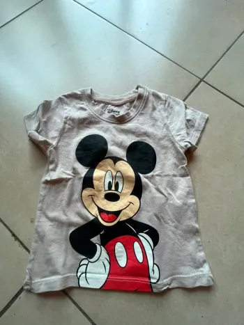 t-shirt manche courte Mickey taille 86 cm