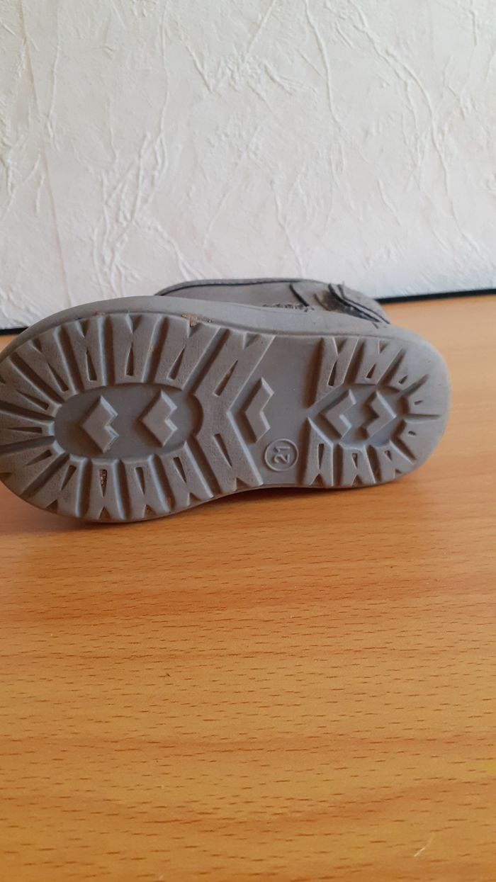 Bottes fille pointure 21 - photo numéro 3