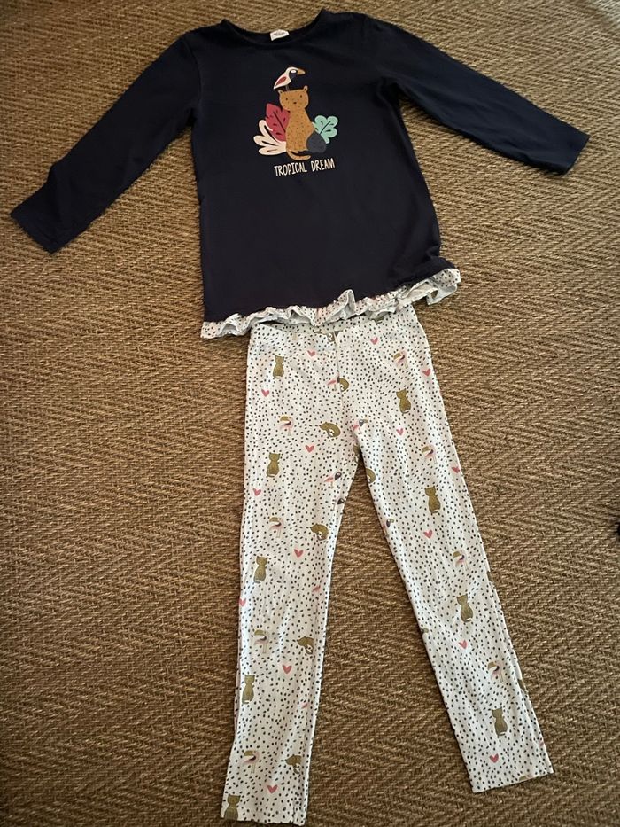 Très joli pyjama fille TAO 8 ans