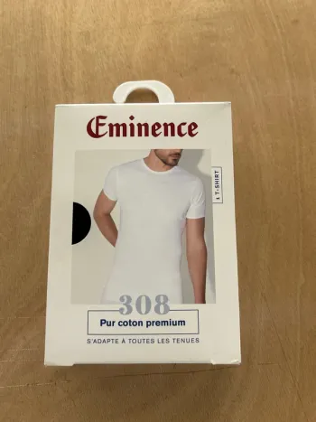 TEE shirt eminence