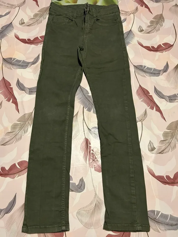 Pantalon kaki 10 ans - photo numéro 2