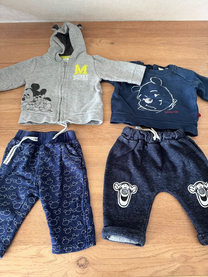 Lot Disney 3 mois