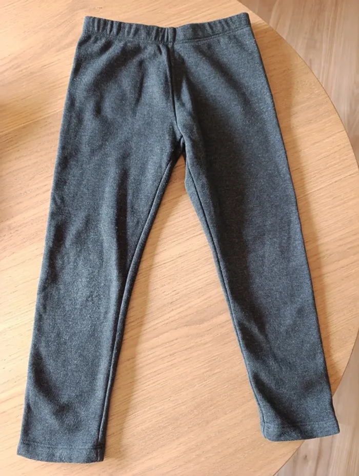 Lot de 2 leggings chauds offerts 5 ans - photo numéro 3