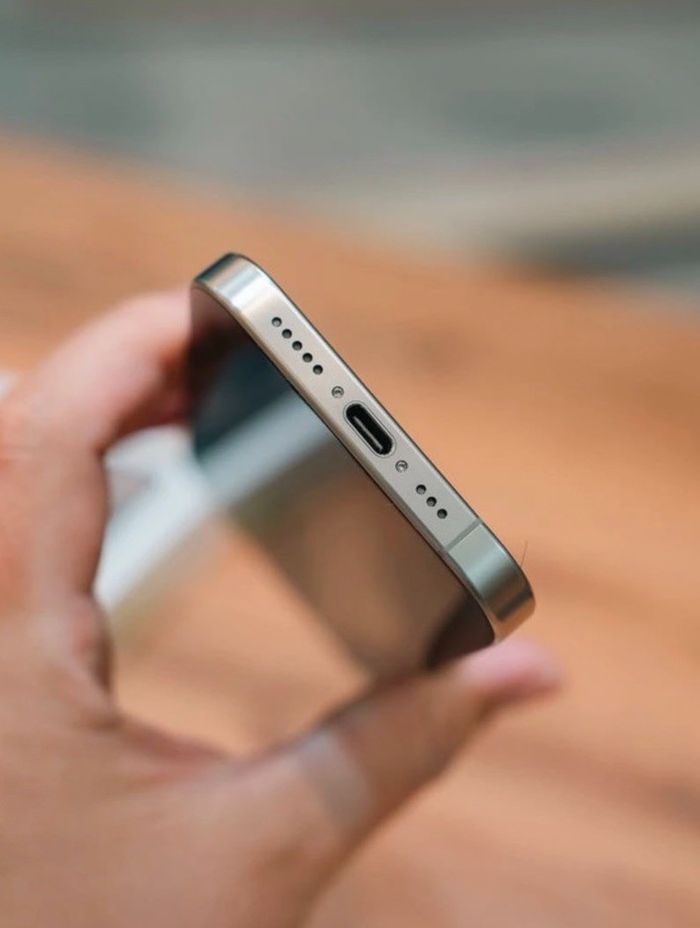 15 pro Max 512 GB - photo numéro 2