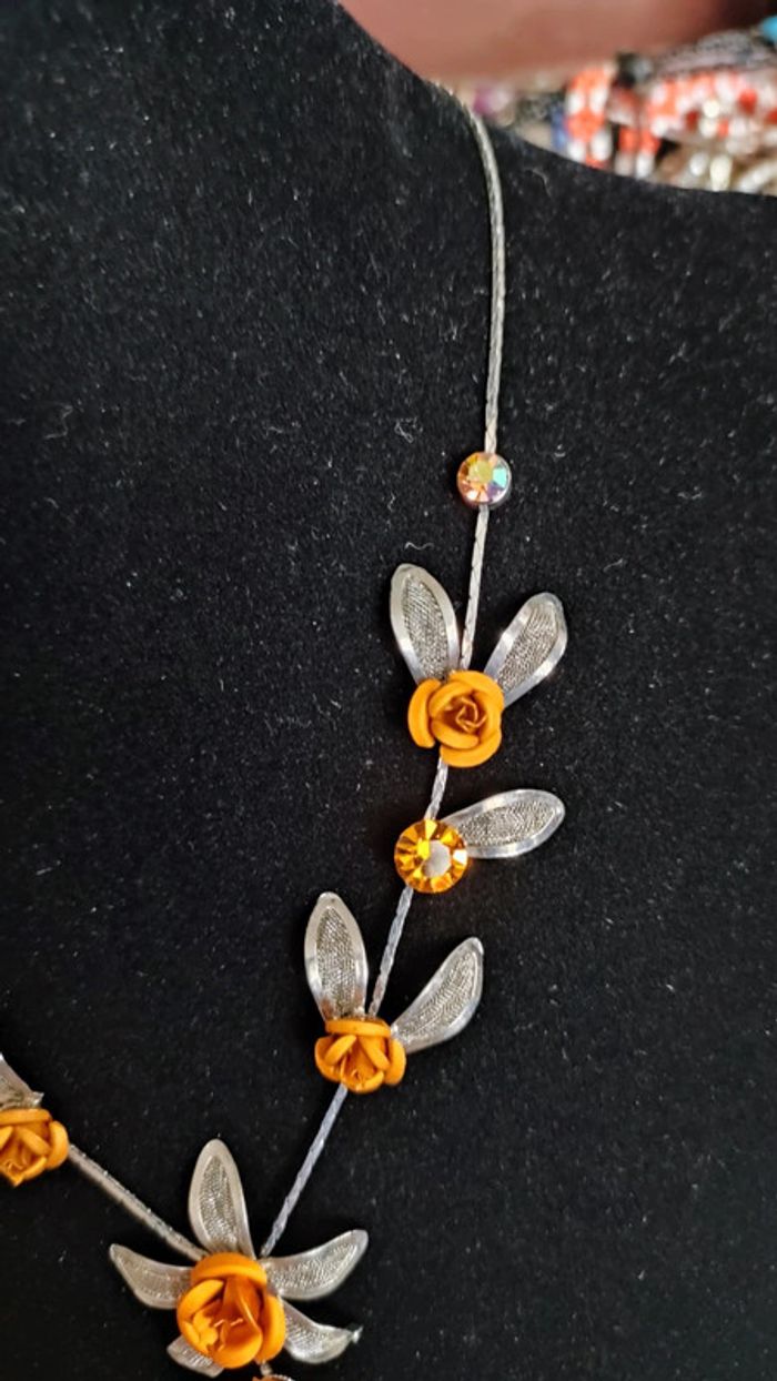 Collier fin roses - photo numéro 5