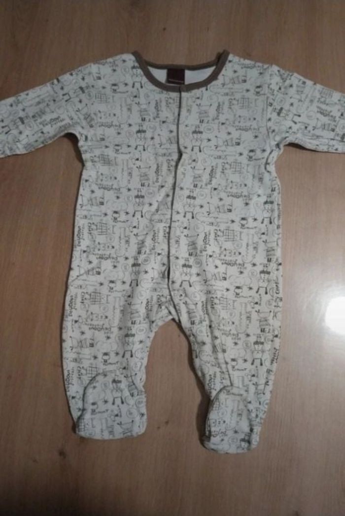 Pyjama bébé 6 mois