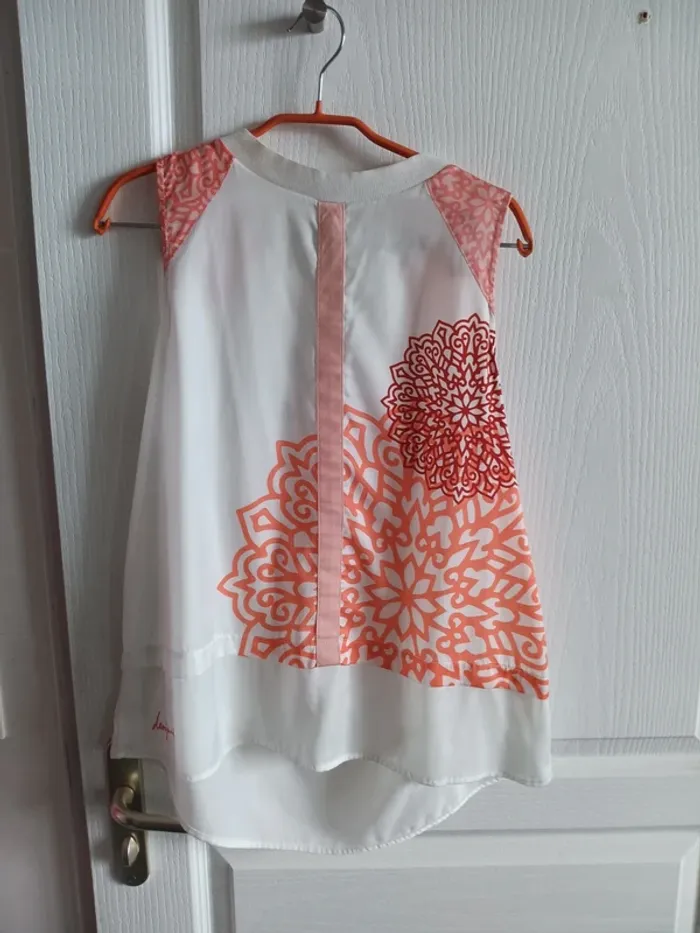 Blouse sans manche desigual