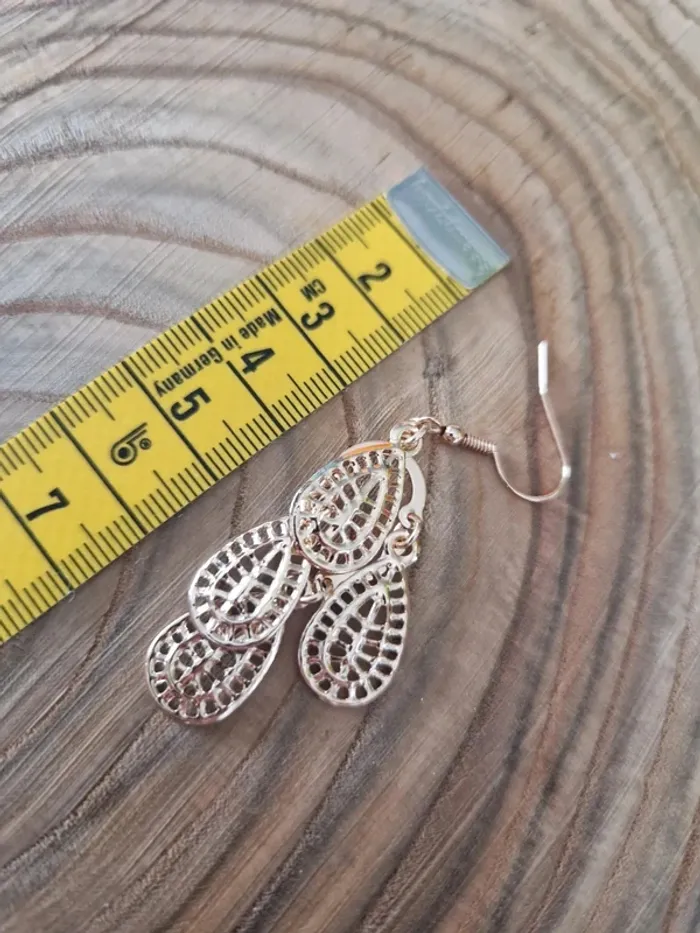 Boucles d'oreilles fantaisies dorées ovales - photo numéro 2