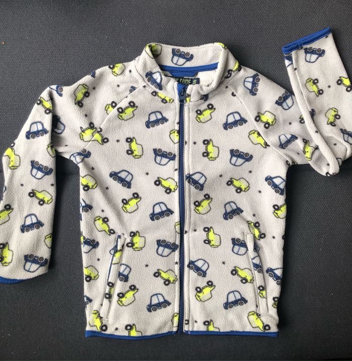 Lot de 6 pulls et sweats / 5 ans - photo numéro 6