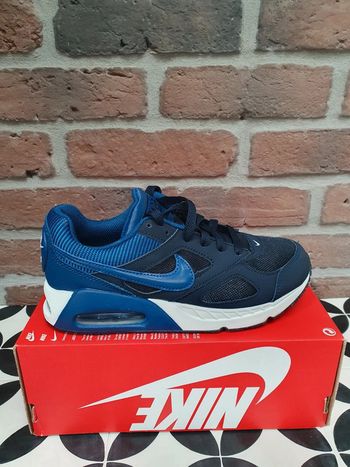 Nike Air Max /neuves/ (38)