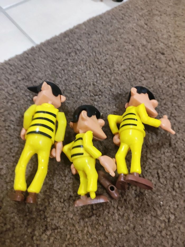 lot 3 figurines dalton may - photo numéro 2