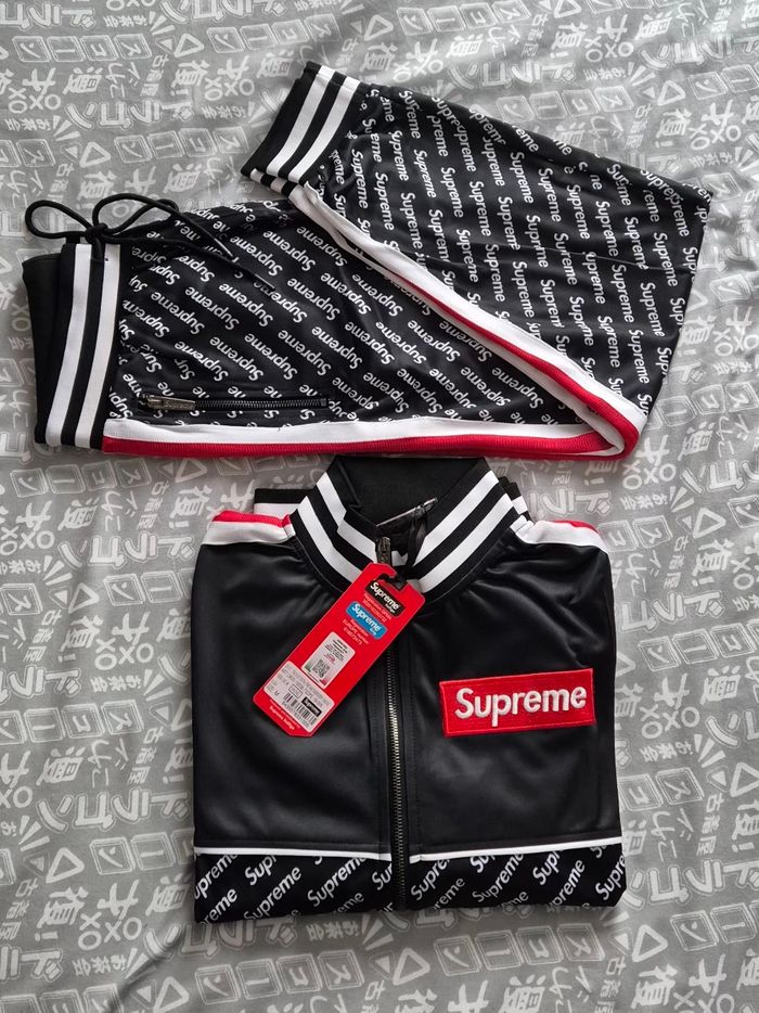 Survêtement Suprême Grip