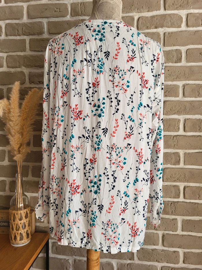 Blouse fluide boutonnée fleuri - photo numéro 11