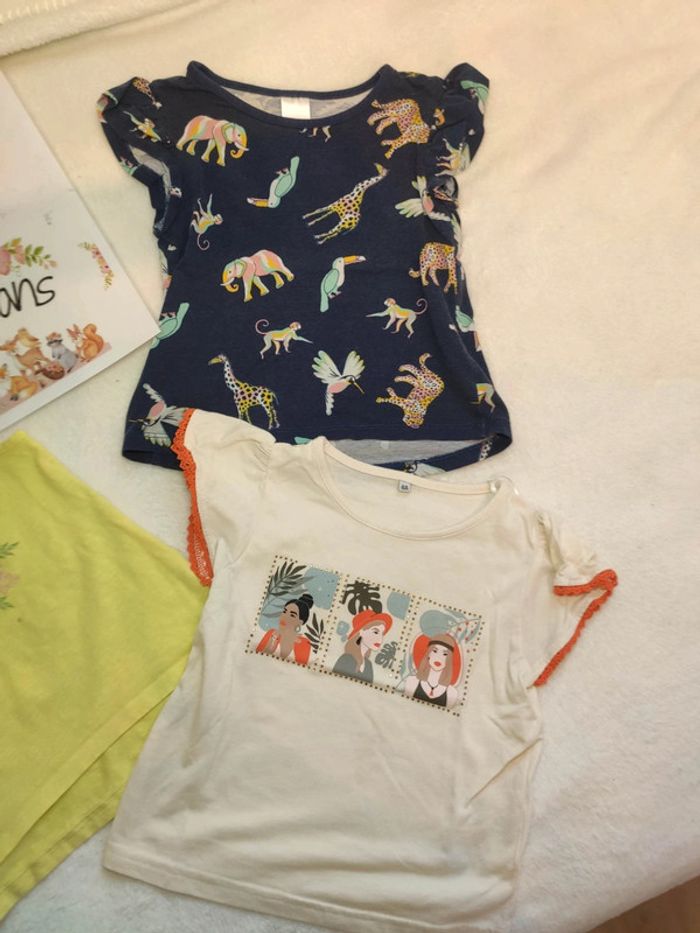 Lot t-shirts 4 ans - photo numéro 3
